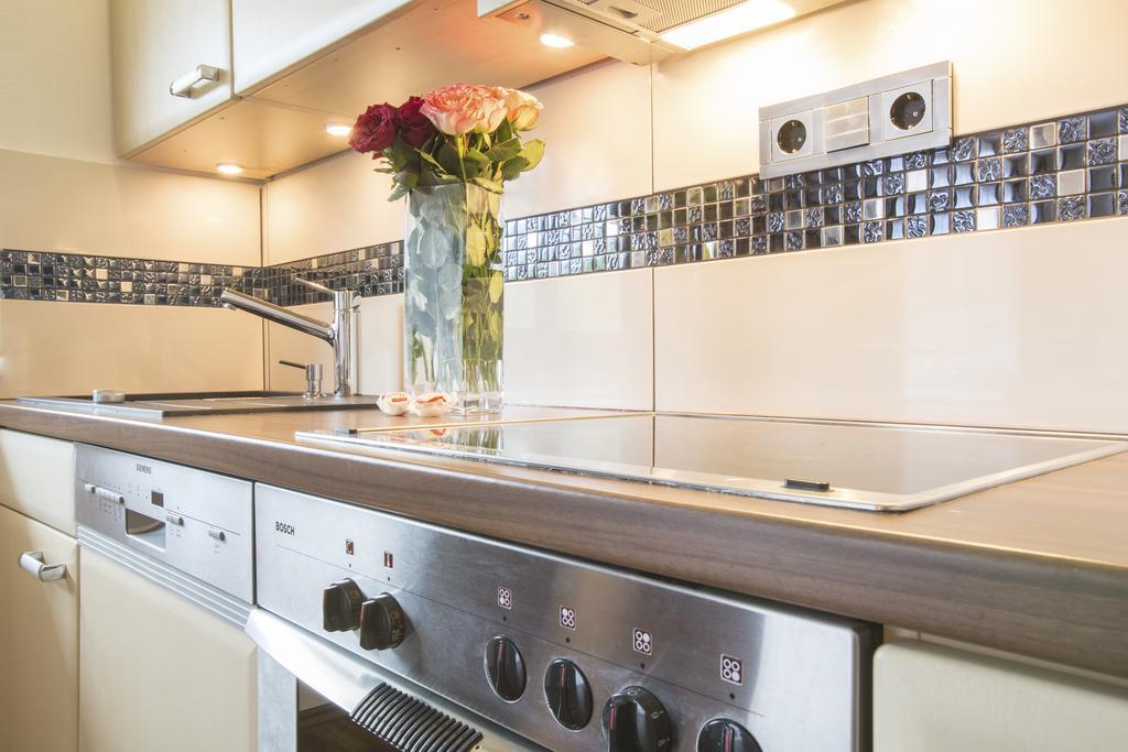 Golden Gapa Central Apartment 4 ガルミッシュ・パルテンキルヒェン 部屋 写真